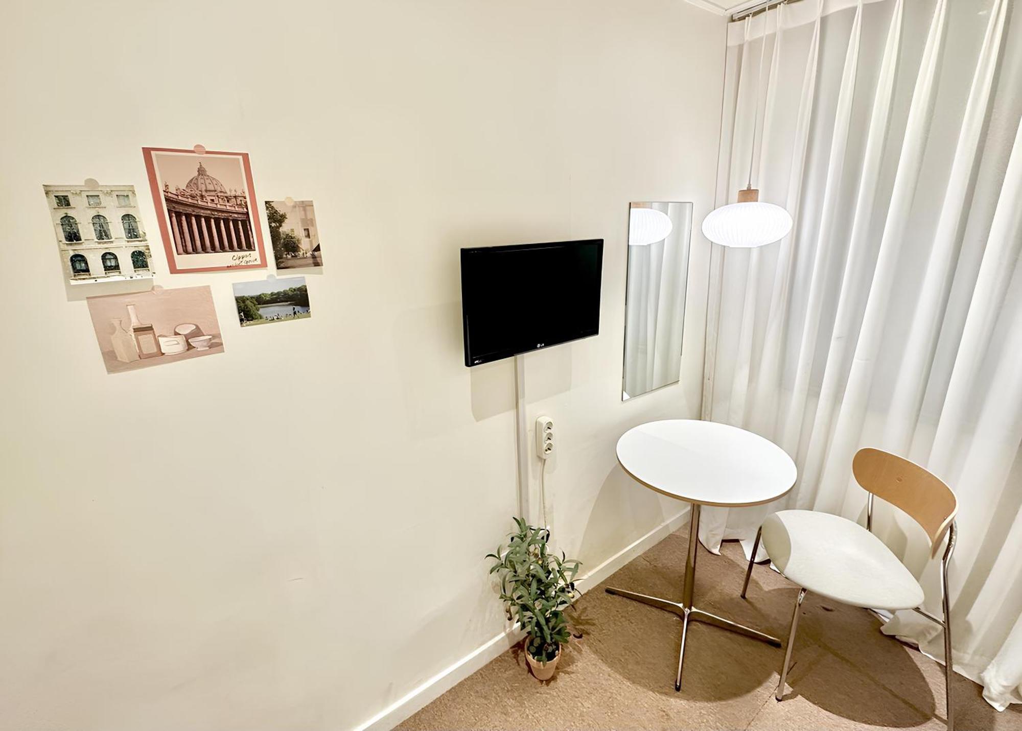Ssh Ikseon Peter Cat Hostel Сеул Екстериор снимка